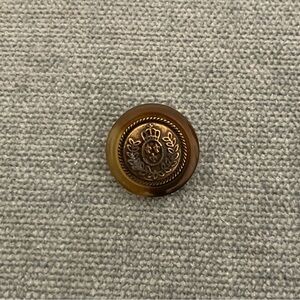 Medium Button